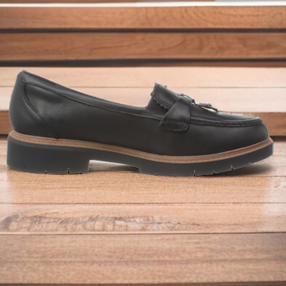 Women's Westlynn Bella Lug-Sole Comfort Loafers